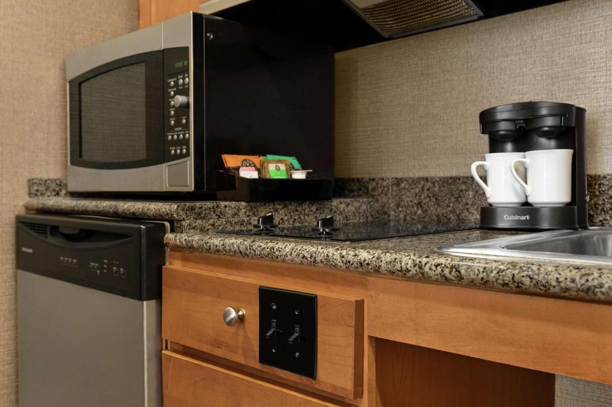 Homewood Suites By Hilton Allentown-Bethlehem Airport Экстерьер фото