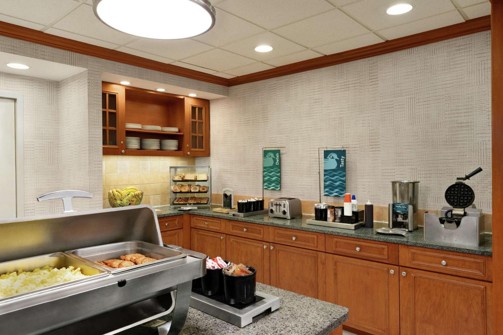 Homewood Suites By Hilton Allentown-Bethlehem Airport Экстерьер фото
