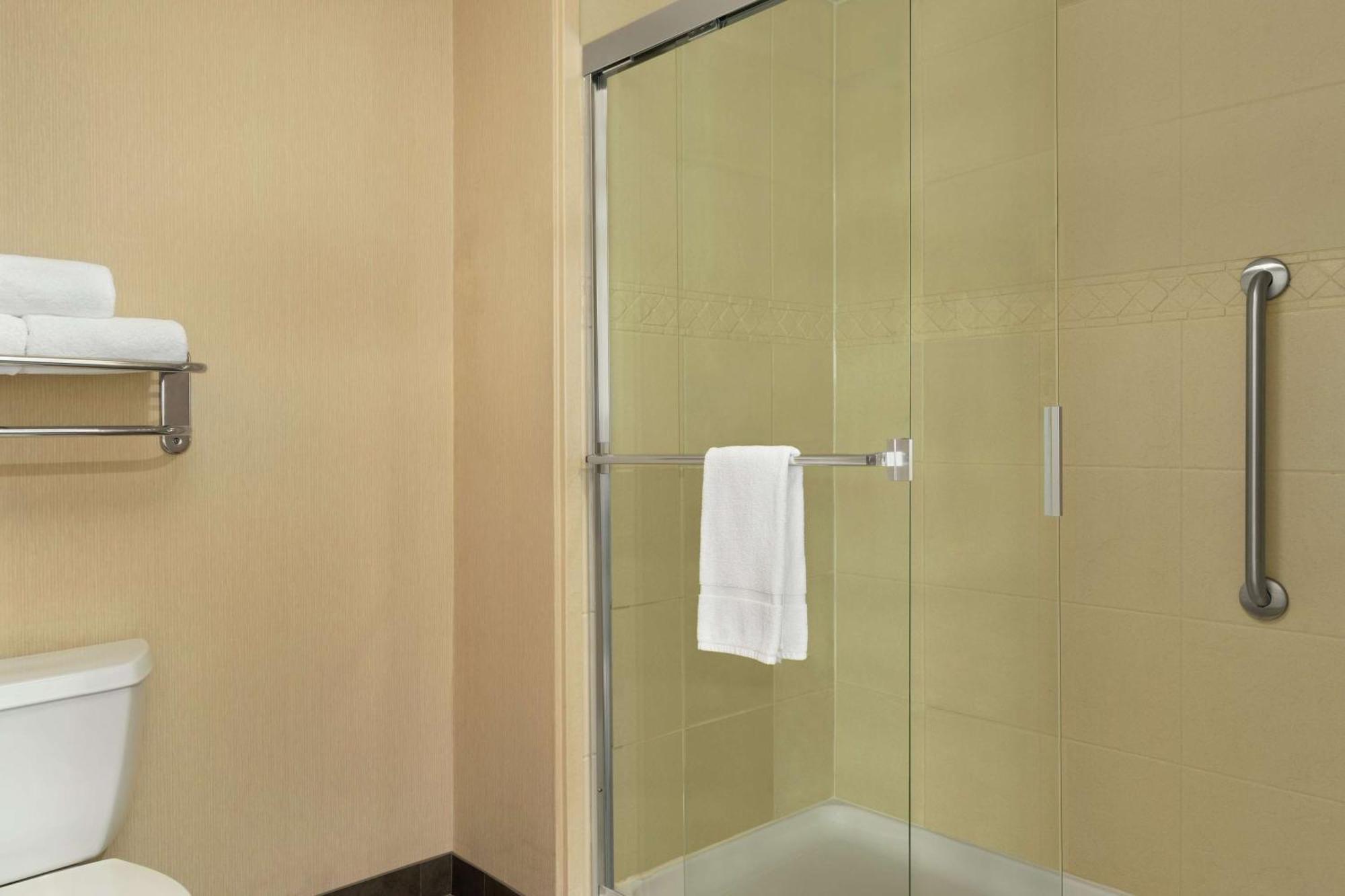 Homewood Suites By Hilton Allentown-Bethlehem Airport Экстерьер фото