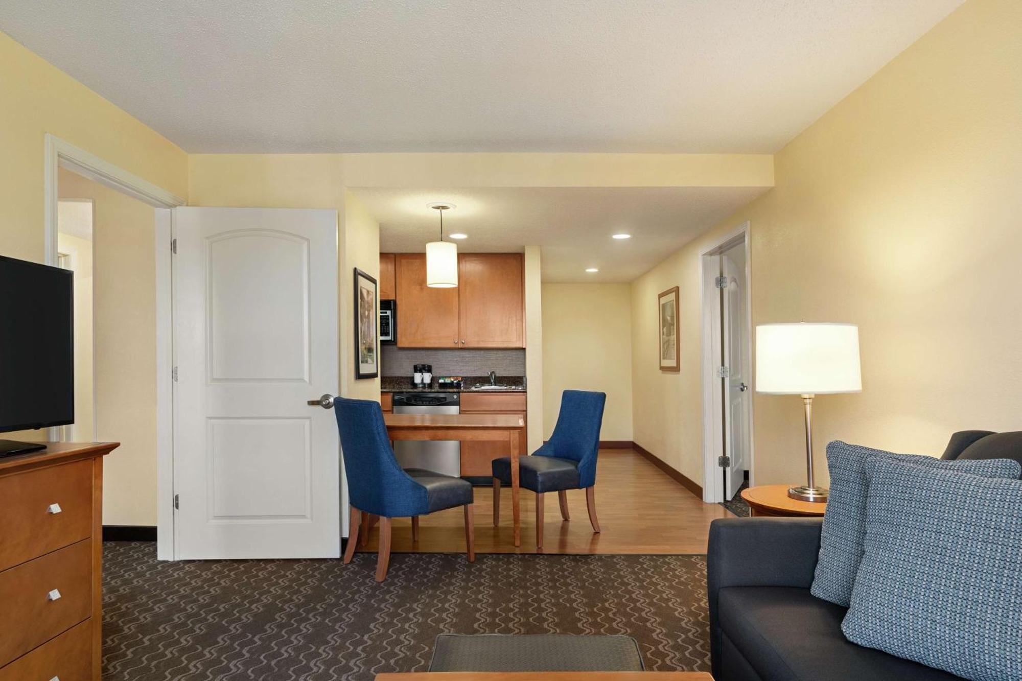 Homewood Suites By Hilton Allentown-Bethlehem Airport Экстерьер фото